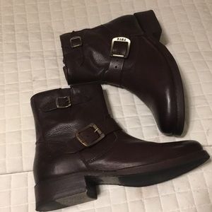 Women’s brand new Vicky Frye booties size 7